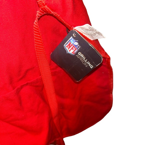 Nfl Buffalo Bills Red Grilling Apron with embroidered logo - Picture 3 of 3